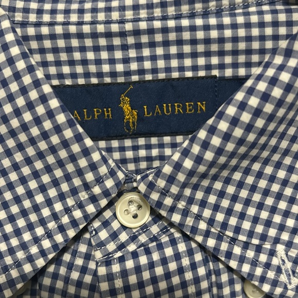 Selling A Ralph Lauren shirt. Very cool pattern. - Picture 4 of 5